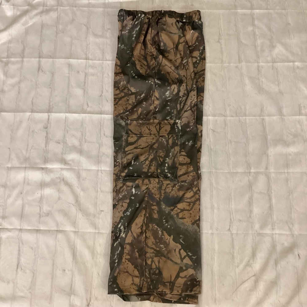 CAMOUFLAGE TREE CARGO PANTS (Color: Tree Edges) - Picture 2 of 10